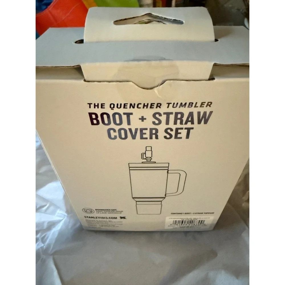 Stanley Quencher Boot and Straw Cover Set‎ | 30 & 20 Oz | Black NIB - Picture 3 of 4